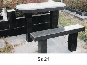 Гранитные столы и гранитные скамейки Чернигов