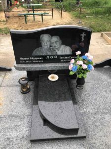 гранитный памятник